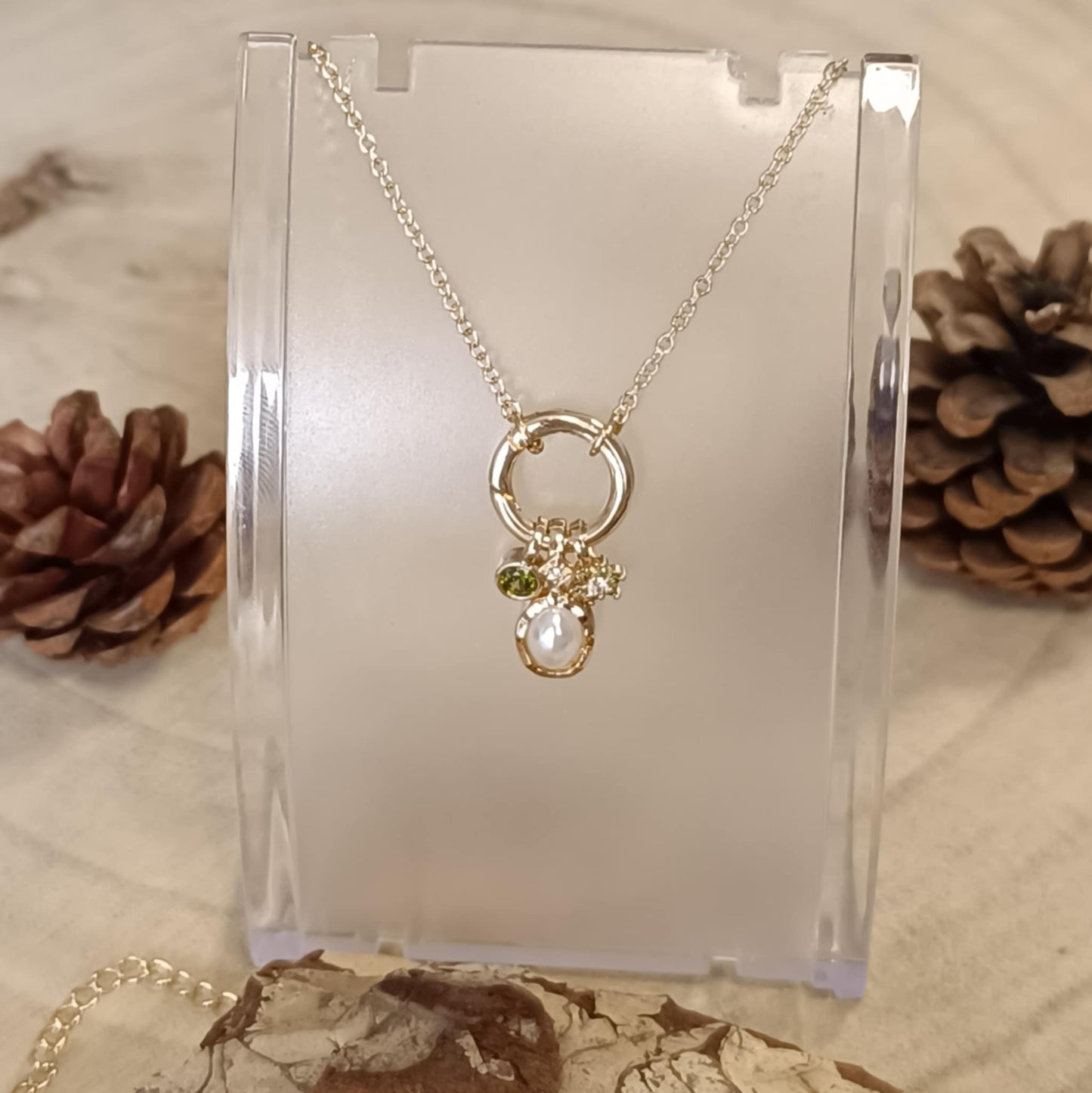 Collier Hina